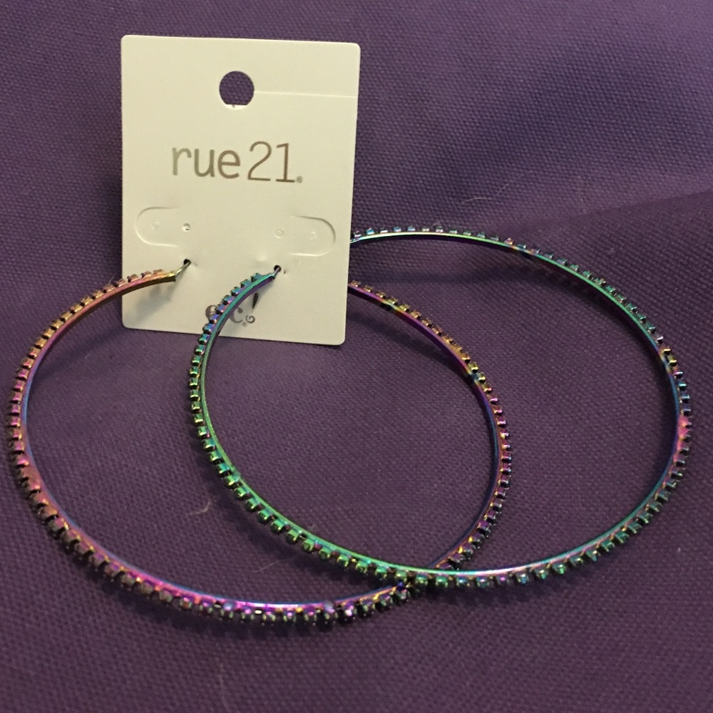 😍 Large Metallic Rainbow Hoop Earrings